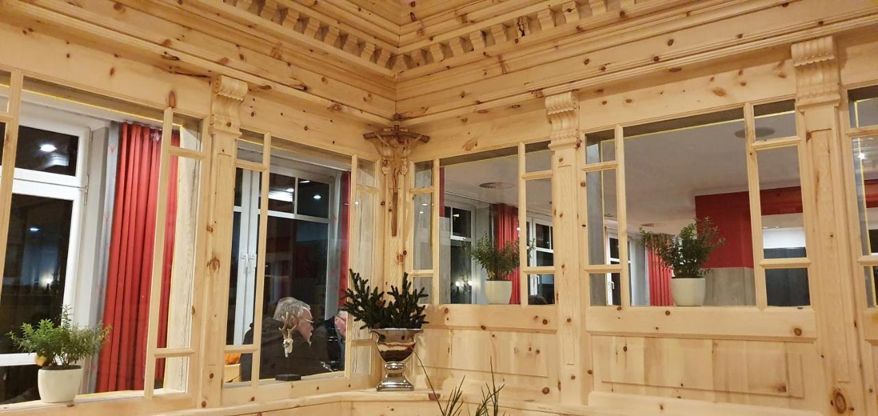 Bigger Hof - Wirtshaus Platzhirsch Am Jahnplatz Hotel